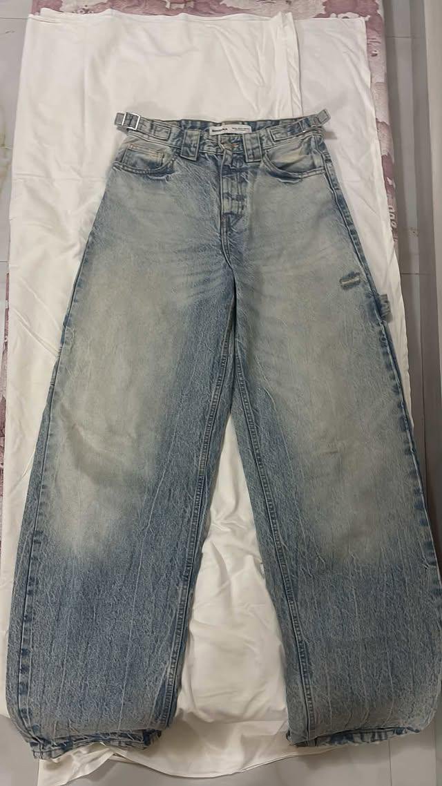 Jean bershka wide leg balloon bleu clair
