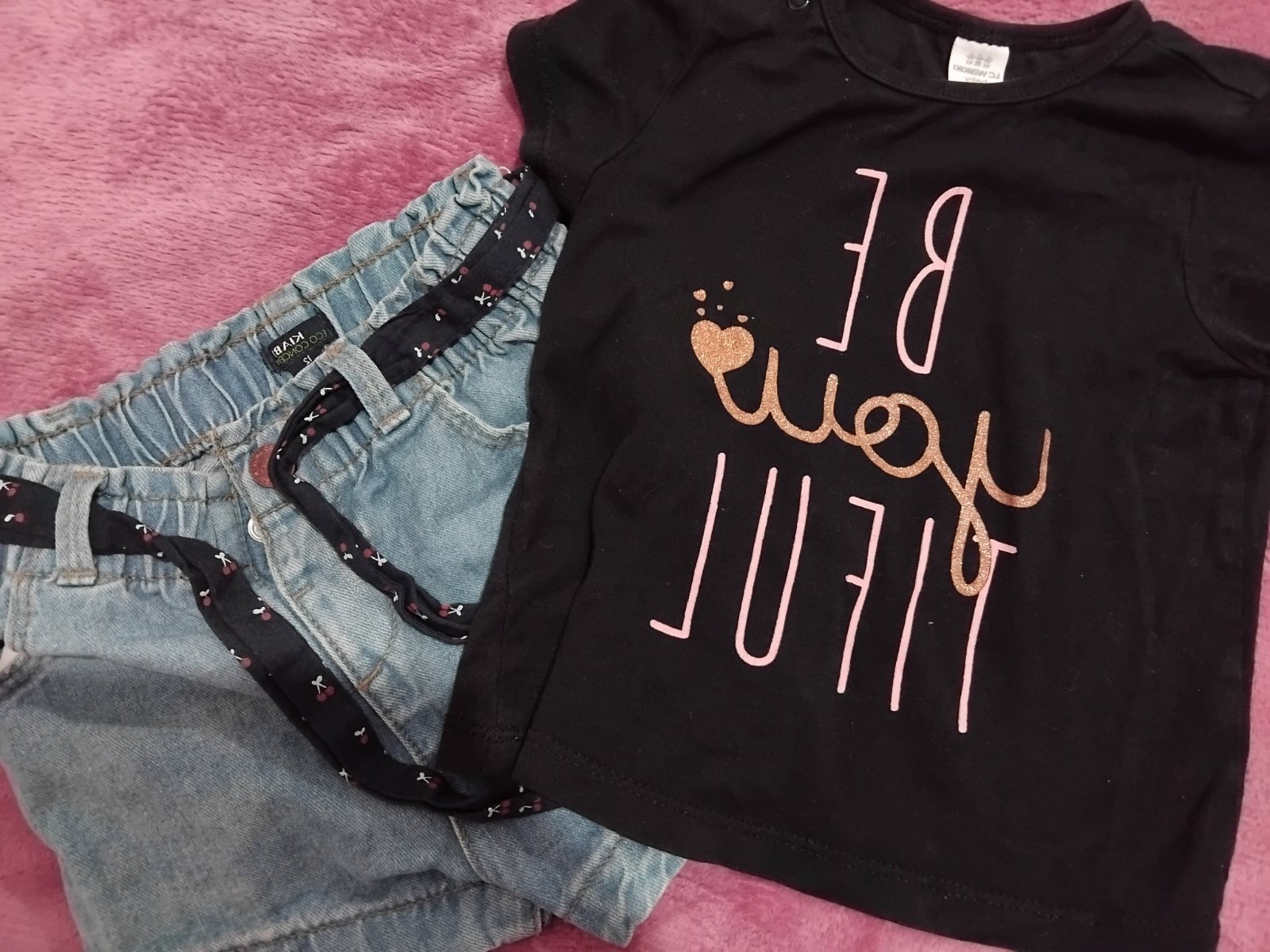 T shirt + short fille 12mois