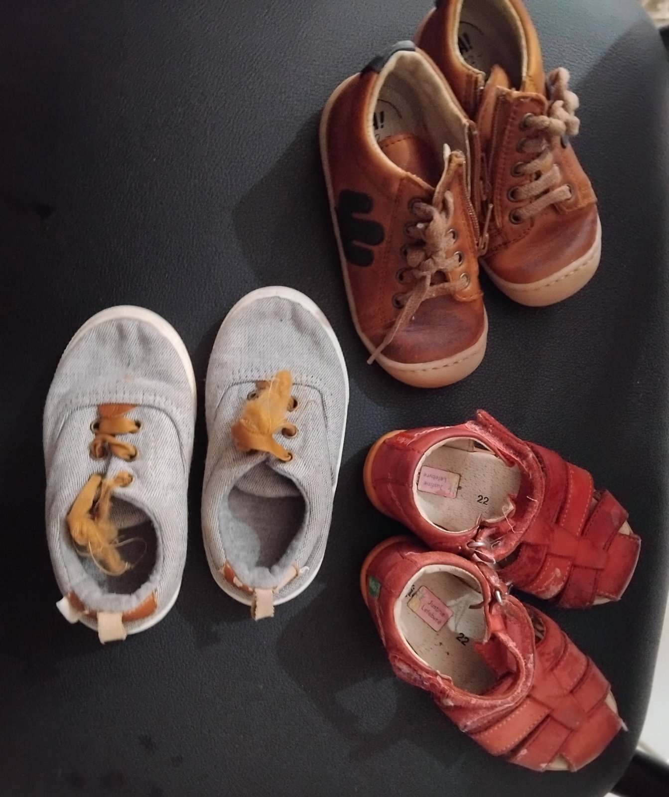 Chaussures pointure 22/23