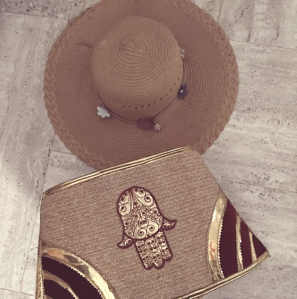 Chapeau & coffin 