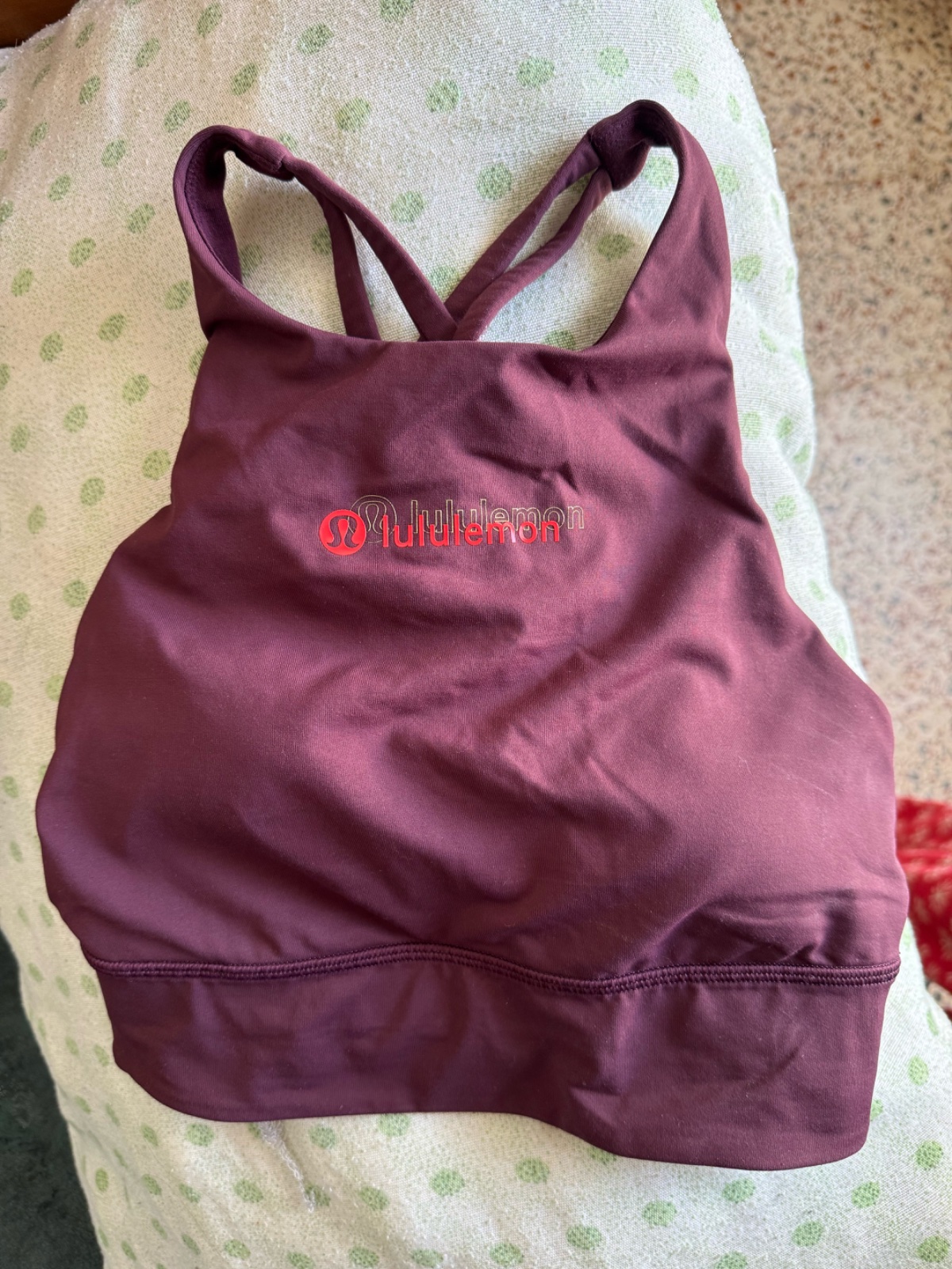 Top sport Lululemon 
