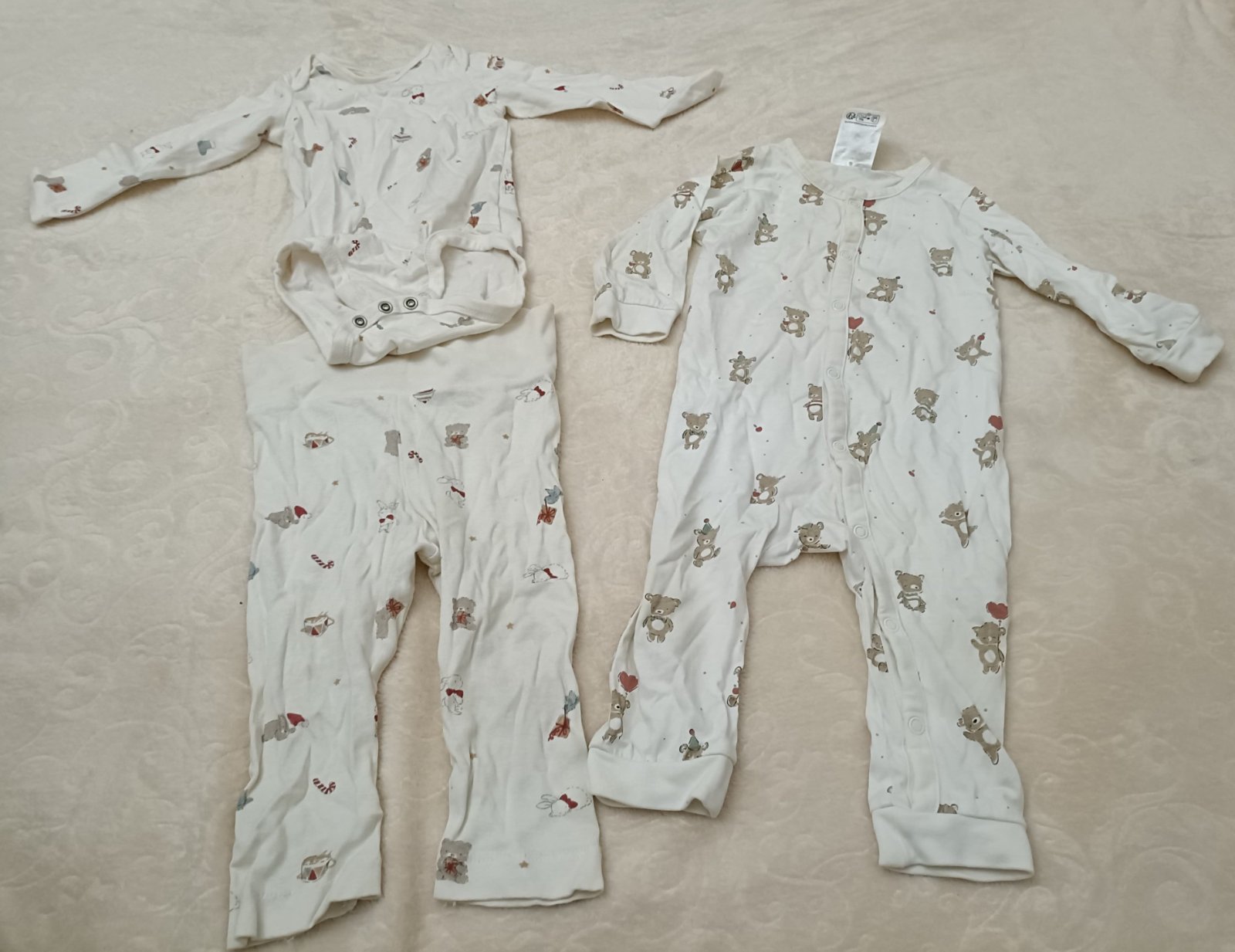 3 pieces h&m bebe 
