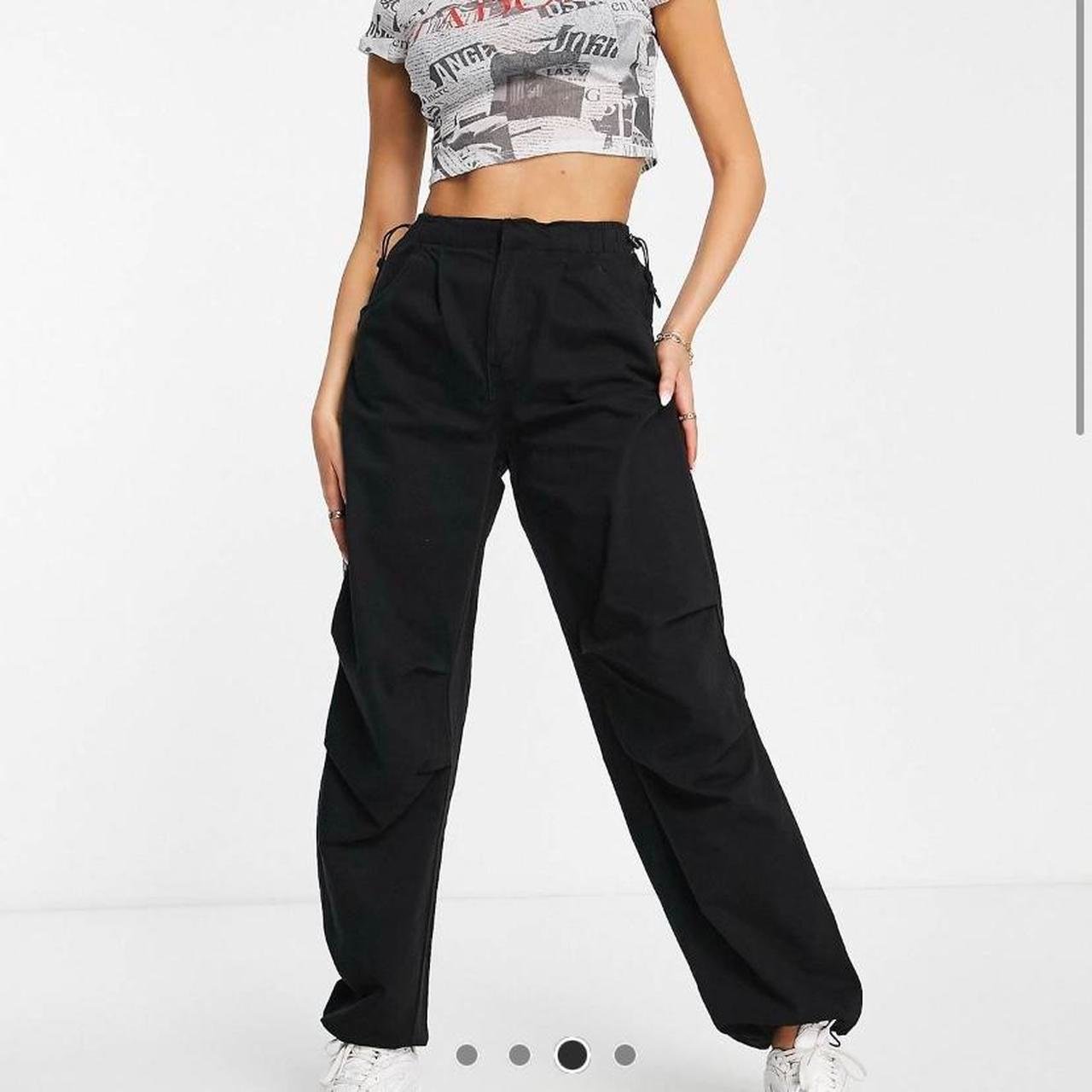 Pantalon parachute / cargo bershka 