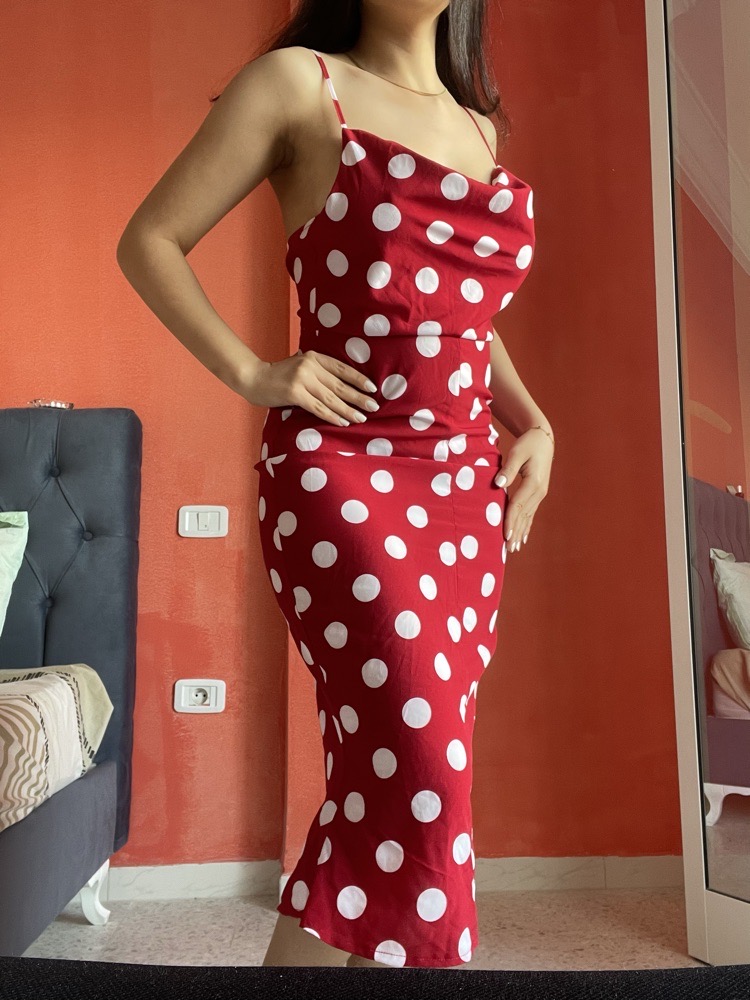 La magnifique robe rouge