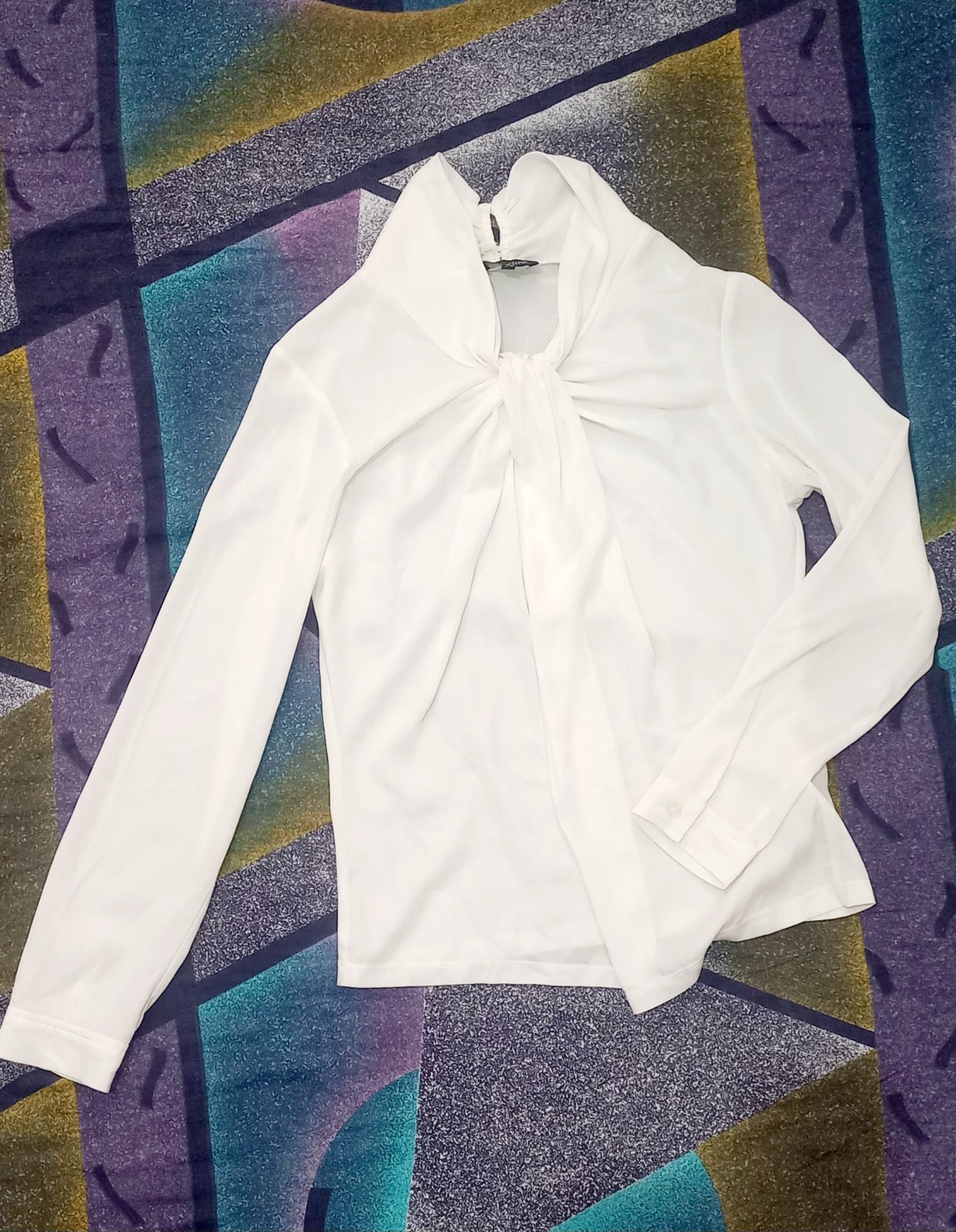 Chemise blanche très chic 