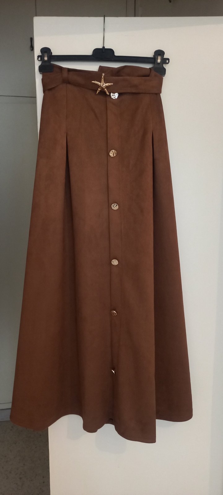 Jupe daim taille 40 