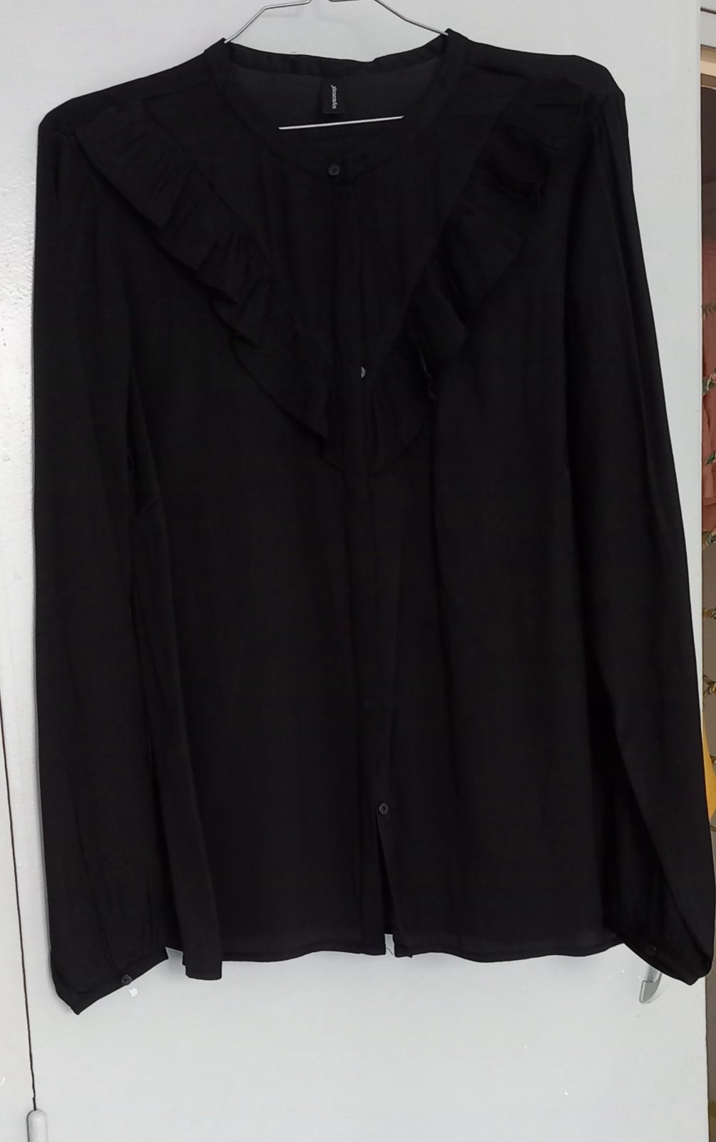 Chemise noire taille standard 