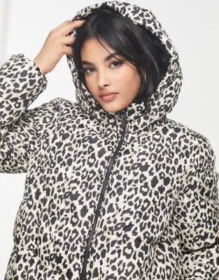 Veste matelassée à imprimé léopard F&F. 