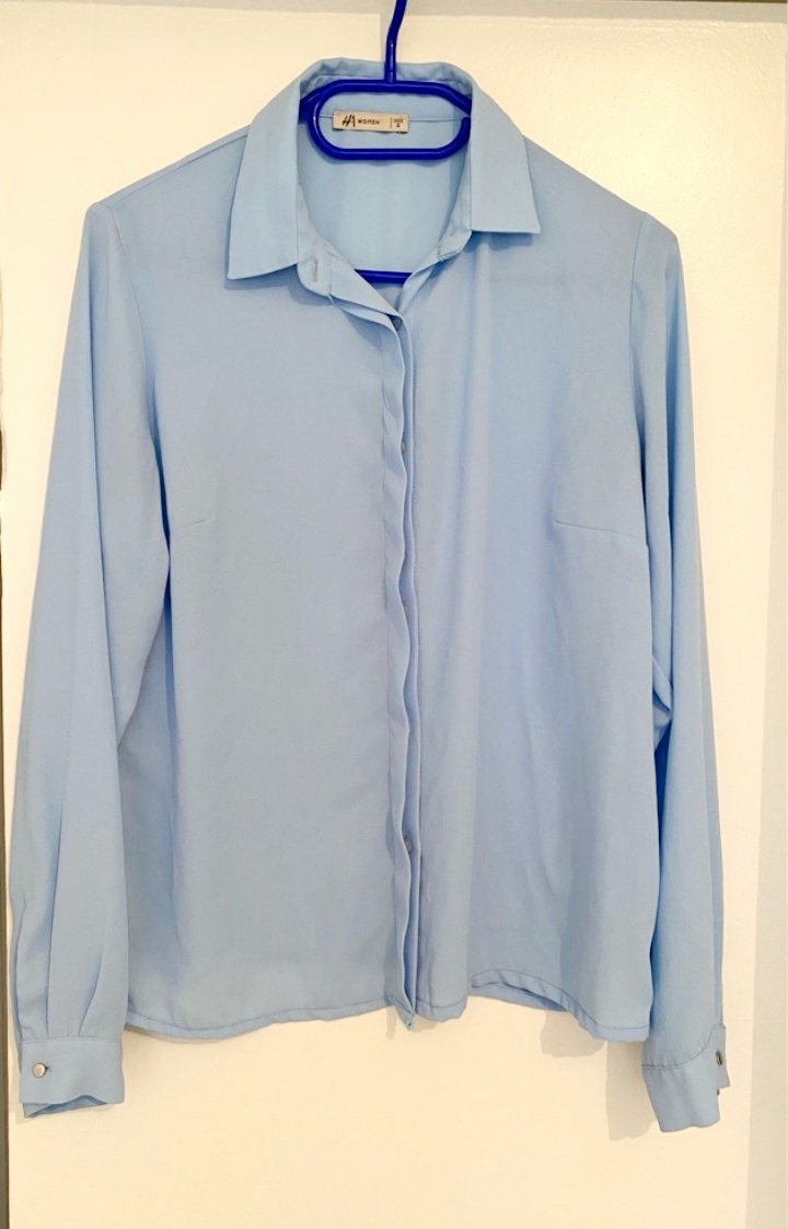 Chemise crepe bleu ciel de taille 38