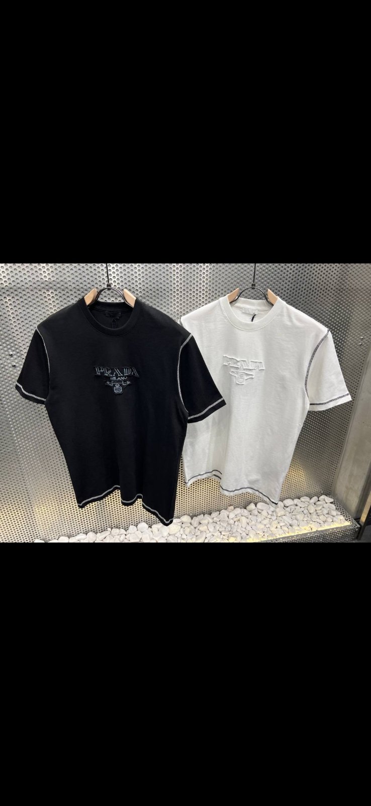  T shirt prada