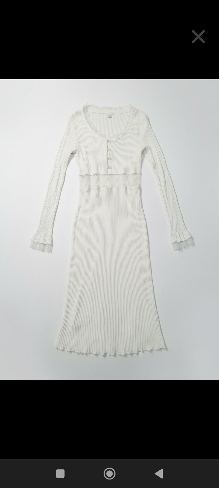 Robe blanche en coton boutonné avec une bande en dentelle 🤍🤍🤍 profitez des promo dabchy