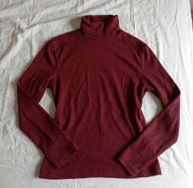 Pull adjusté col montant burgundy 
