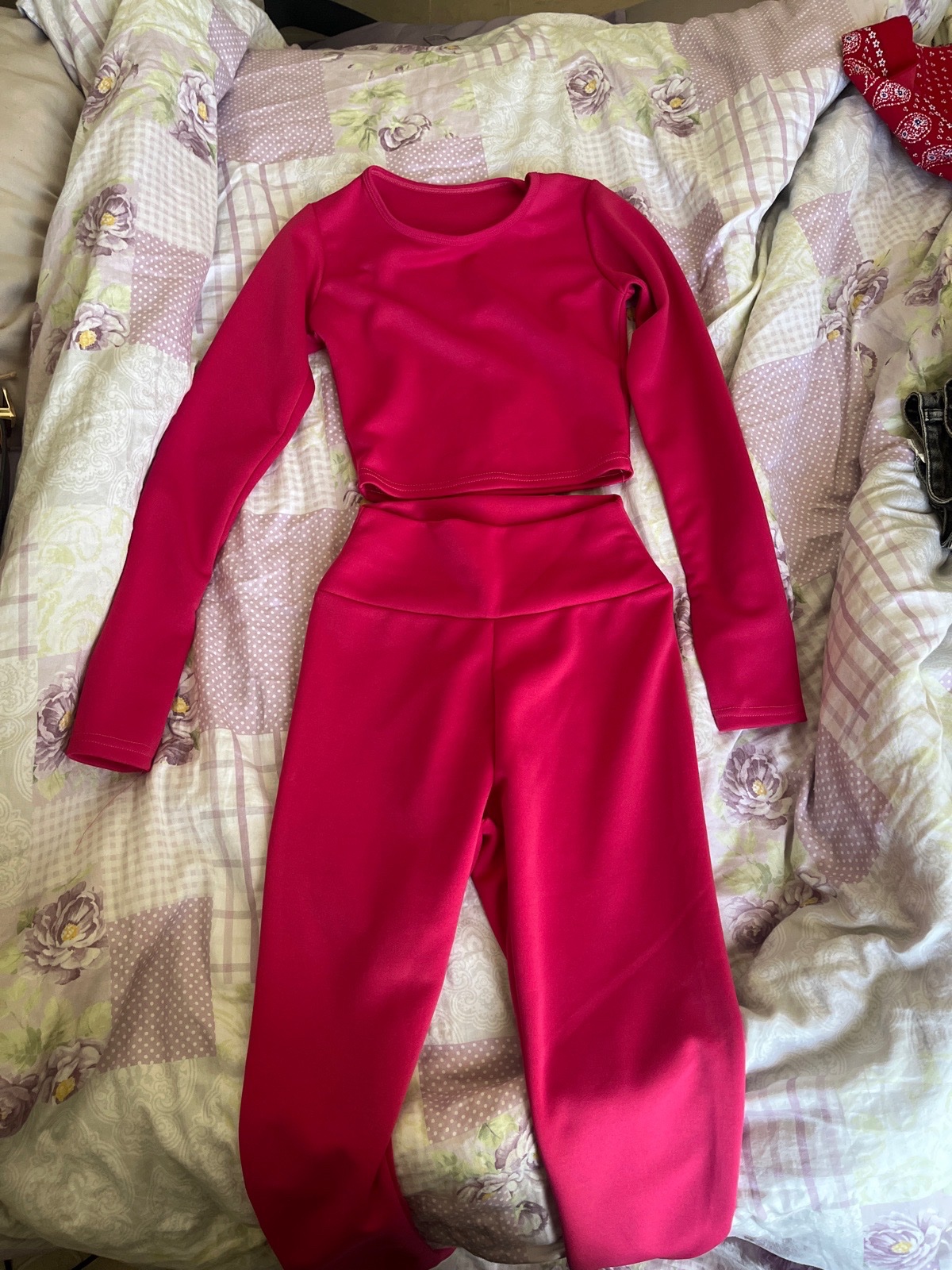 Ensemble de sport rose