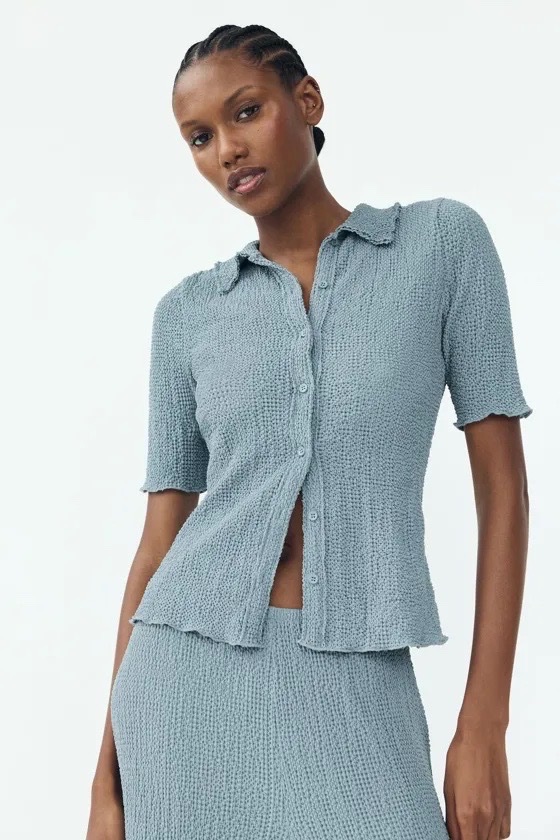 Haut Zara bleu clair 🩵🩵🩵🩵🩵🩵