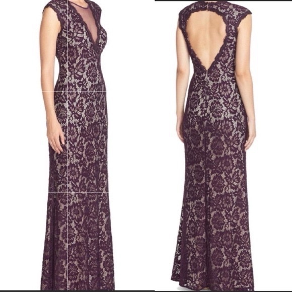 Une robe de soirée Betsy & Adam
