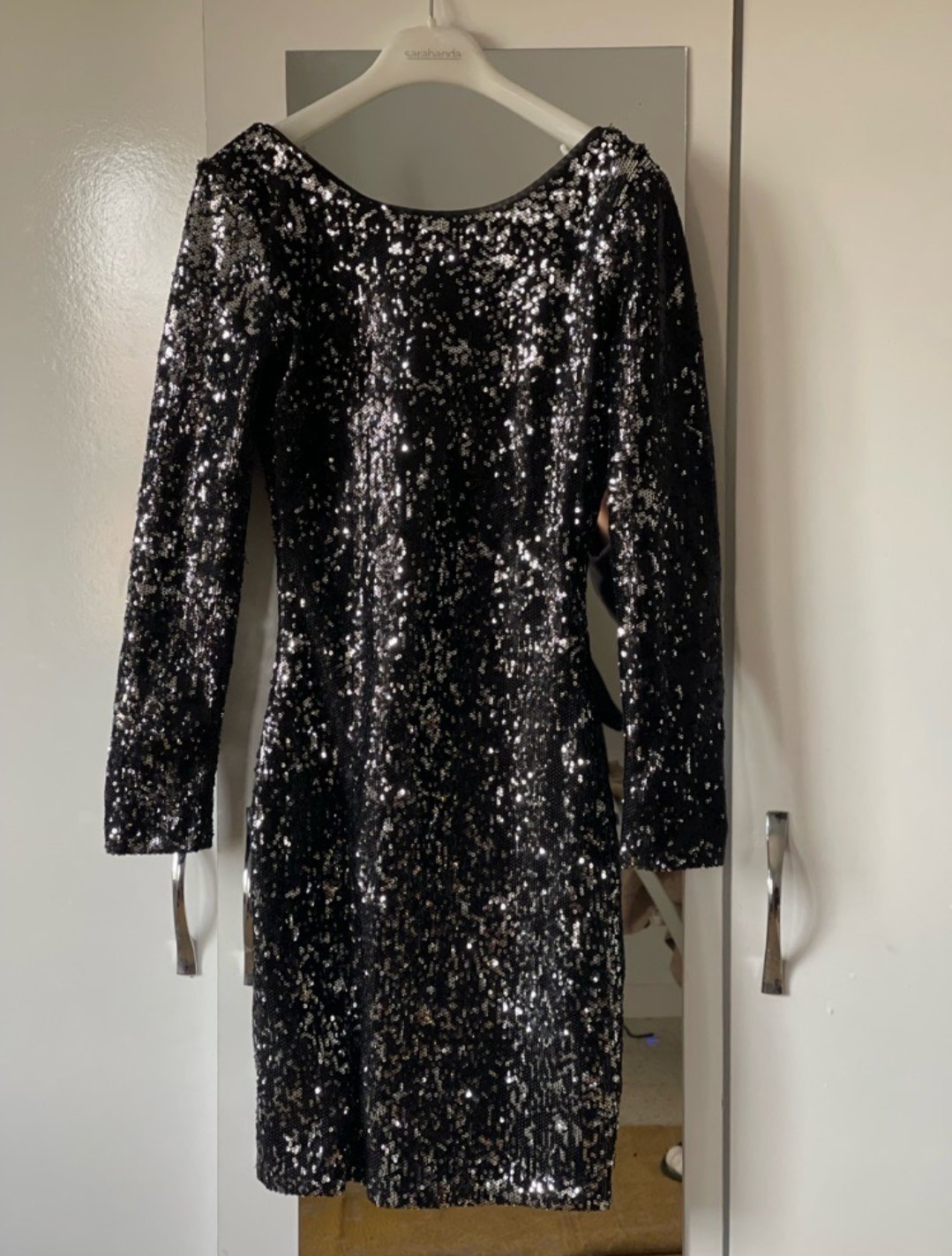 Robe soirée sequin Bershka