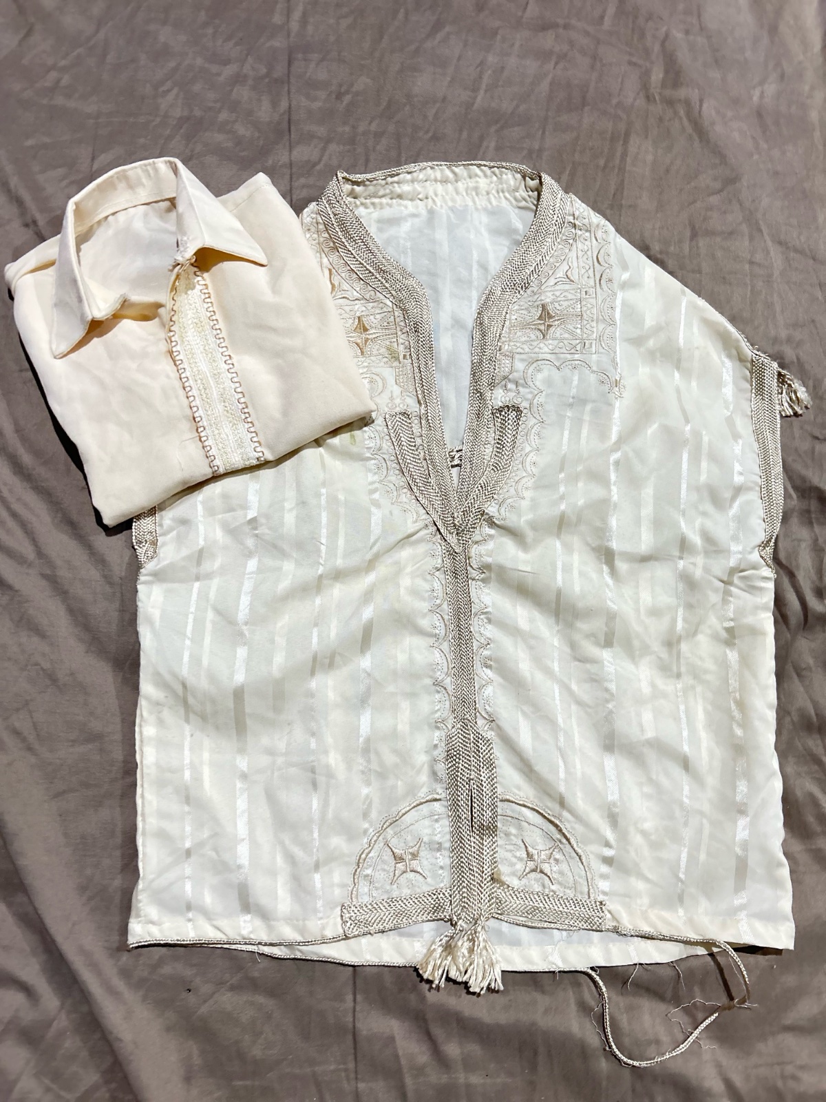 Jeba thour traditionnelle + chemise