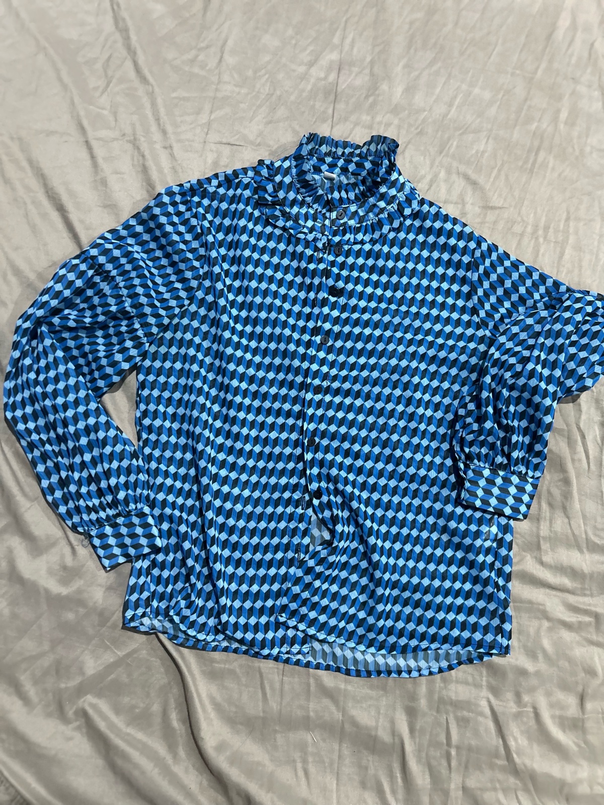 Chemise