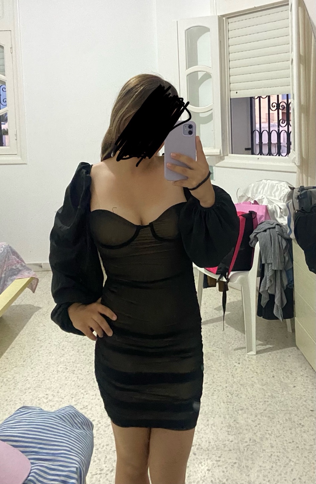 Robe noire neuve