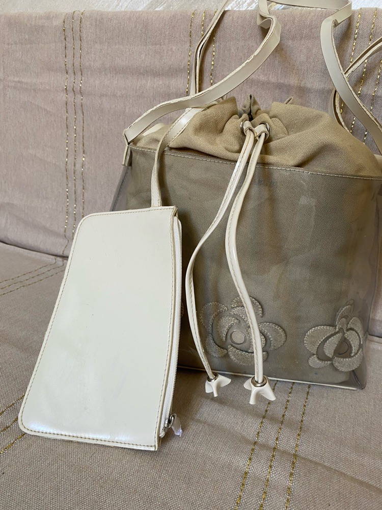 Sac a main +une pochette lié au sac importé 🇮🇹