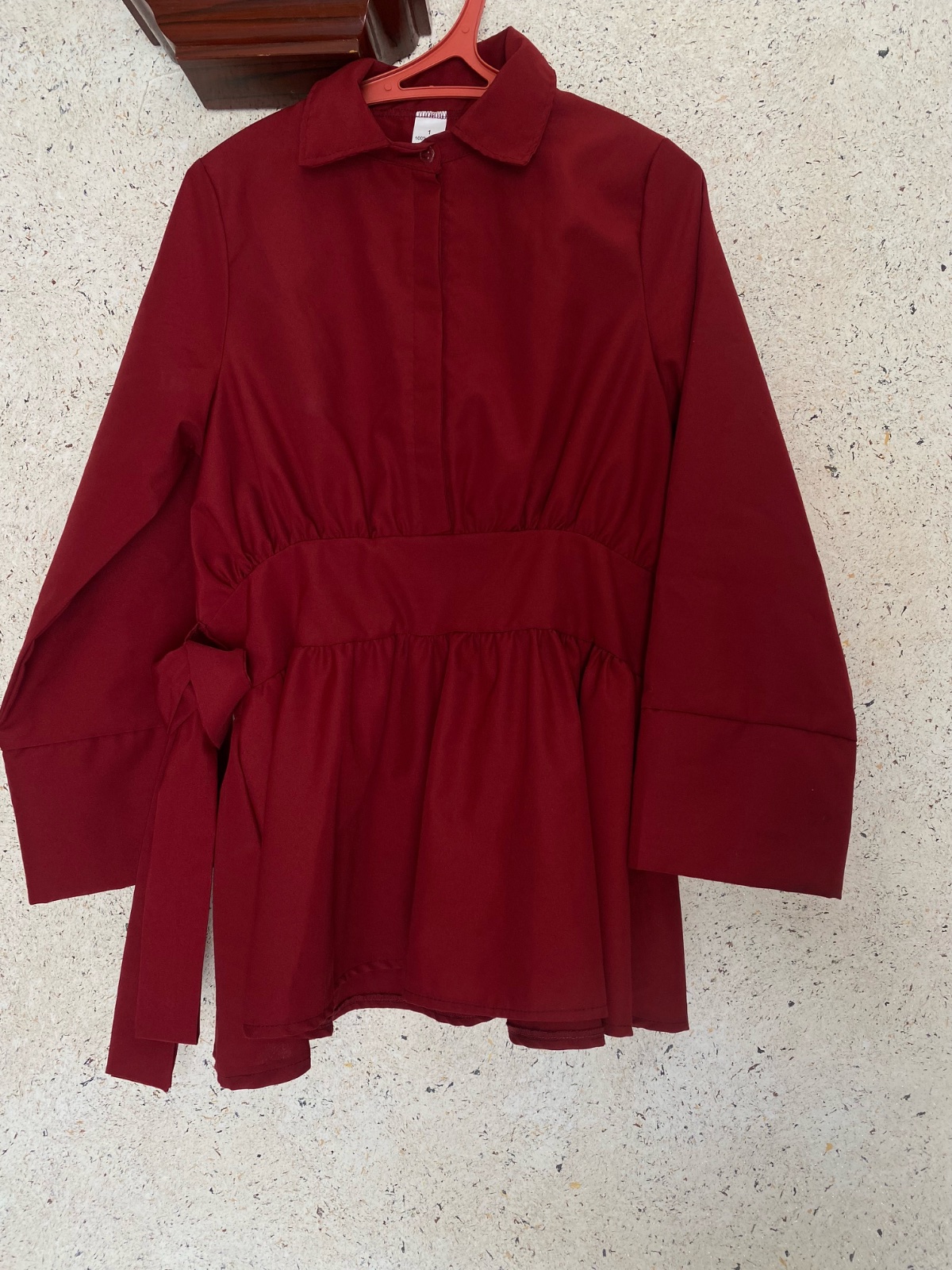 Chemise rouge taille 1 (36-40) 