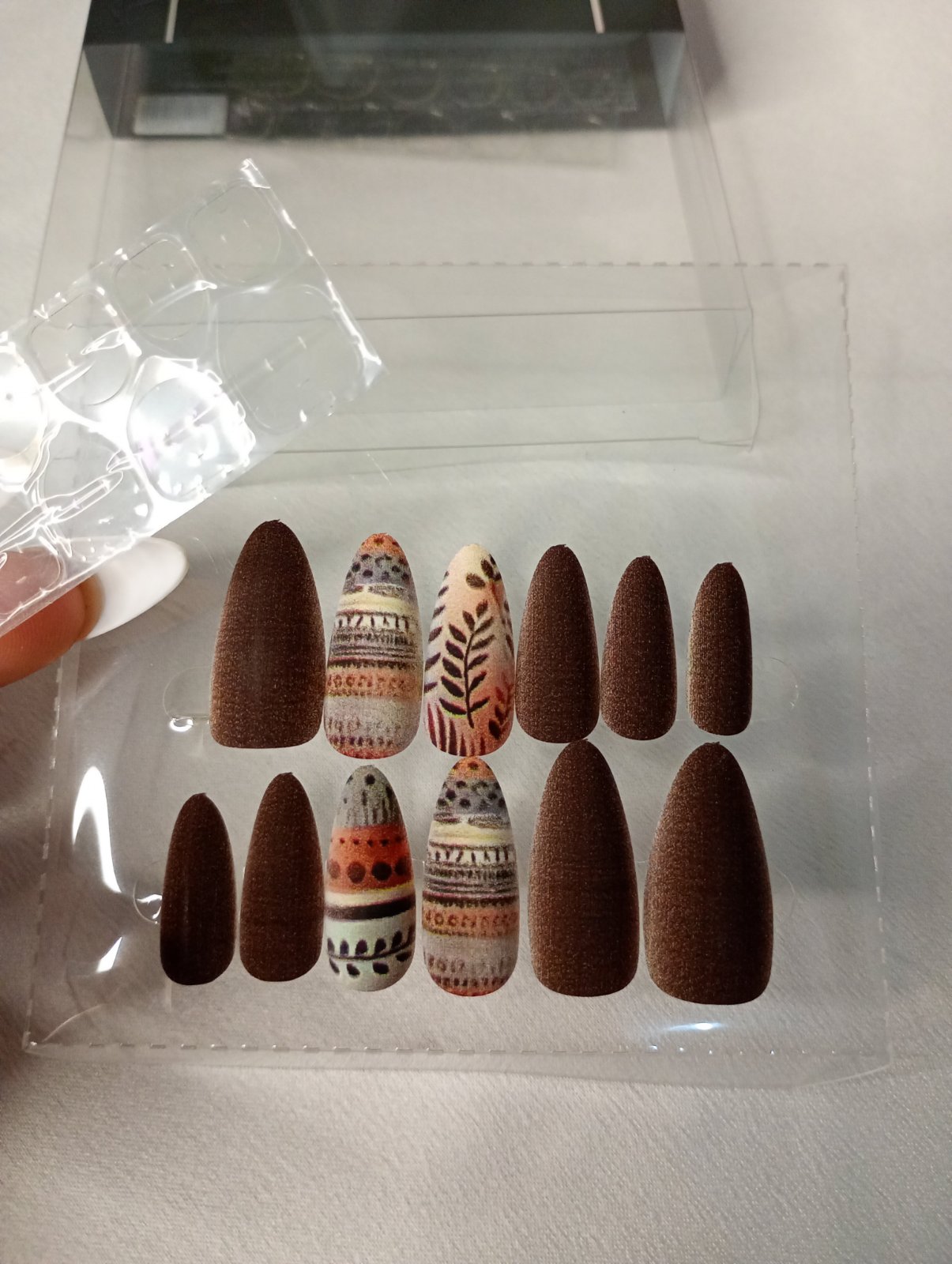 Faux ongles 💅 (mzarkcha) 12 pièces+son cola importé 🇫🇷
