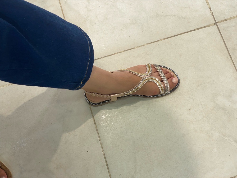 Sandale femme (rose avec perle doré et argent) importé 🇮🇹