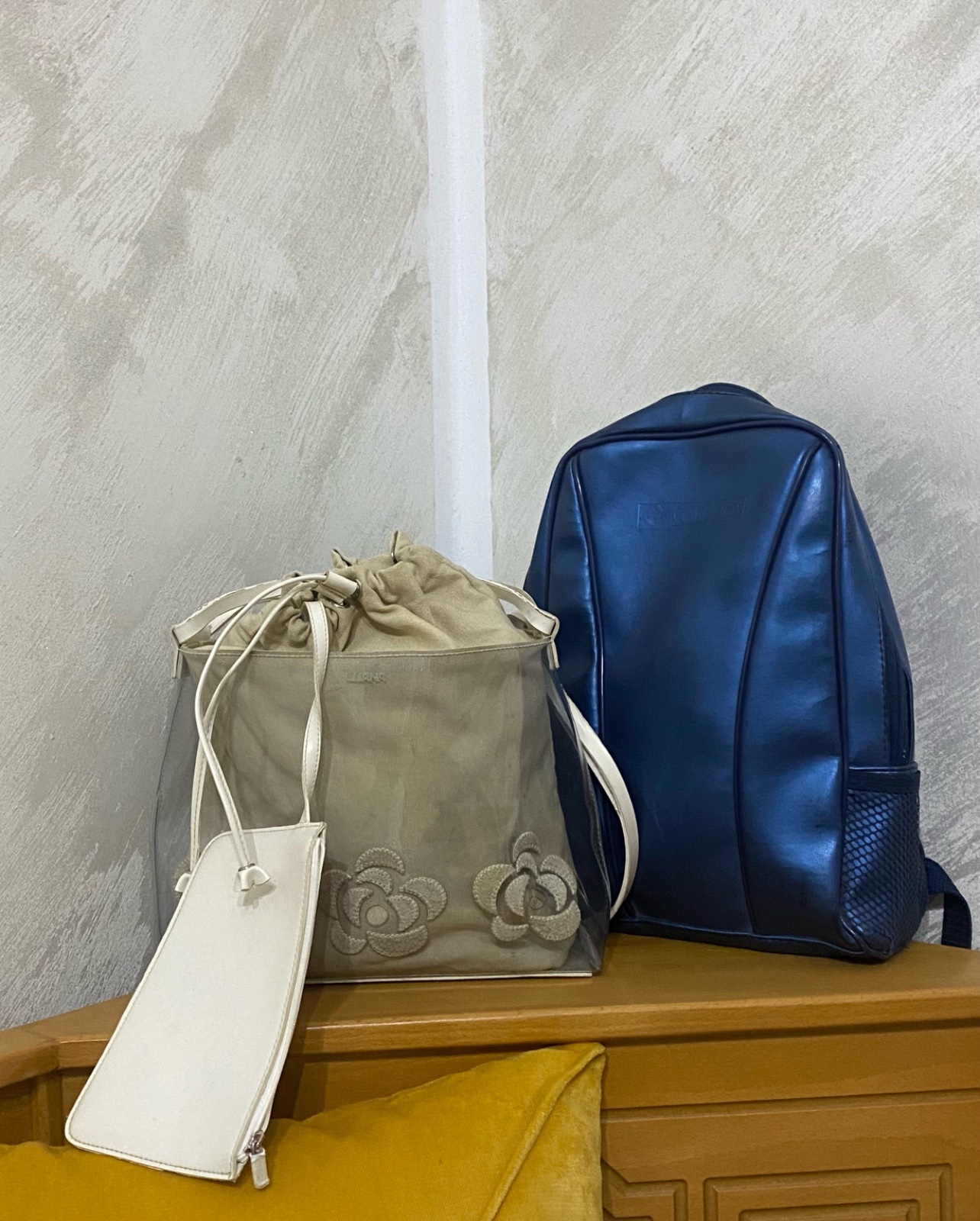 2 sacs 