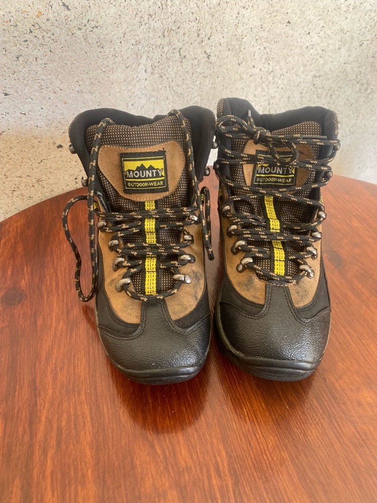 "Monuty" chaussure 👟de camping🏕️ importé🇩🇪