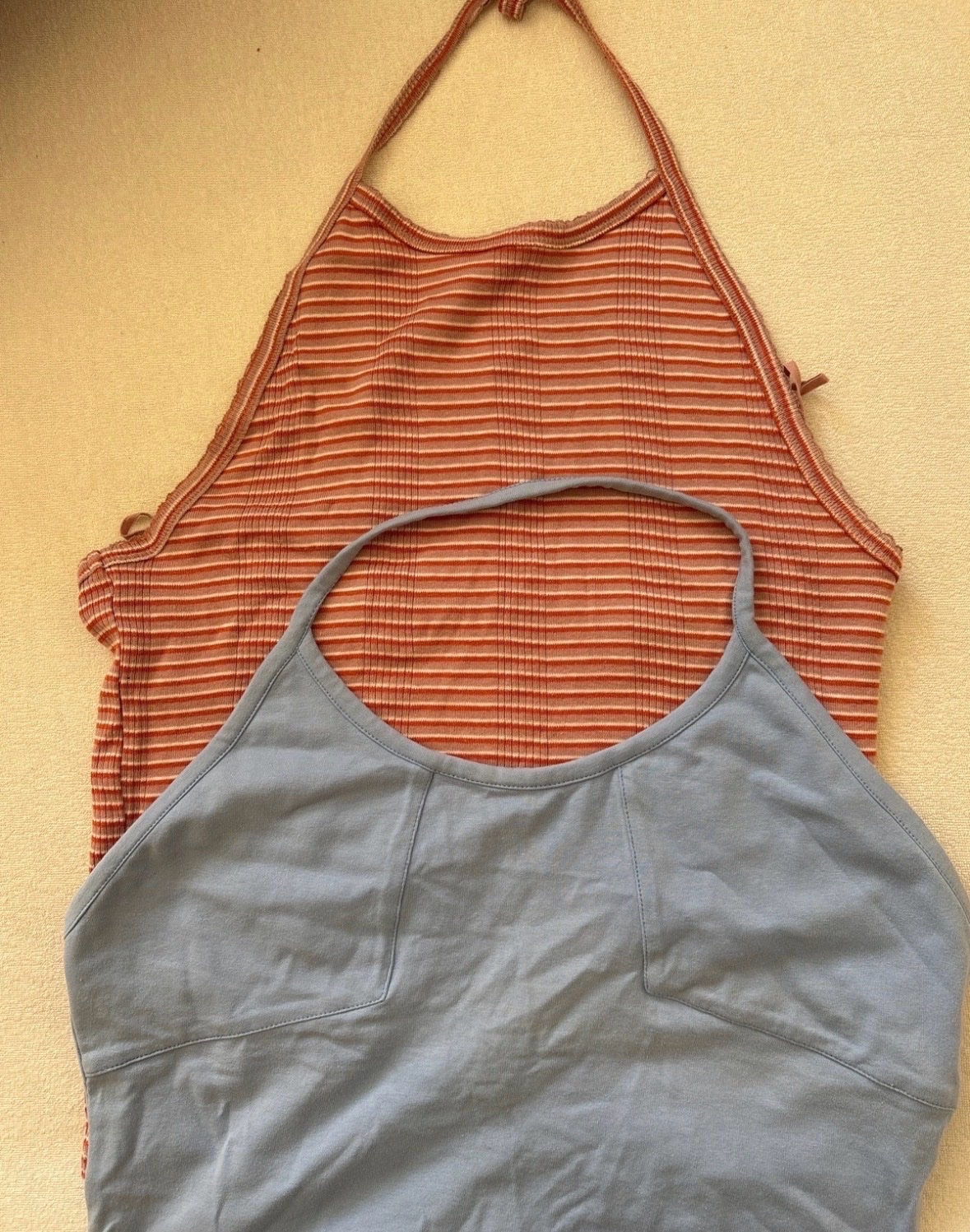 2 backless tops
