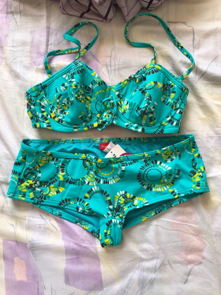 Bikini triumph neuf avec etiquette