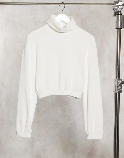 Pretty Little Thing pullover