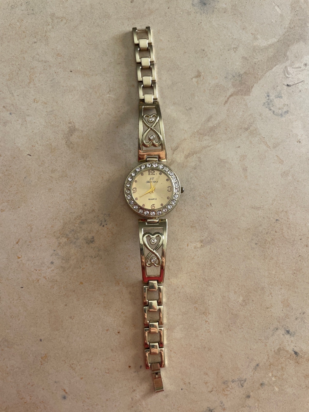 Montre doré inoxydable 