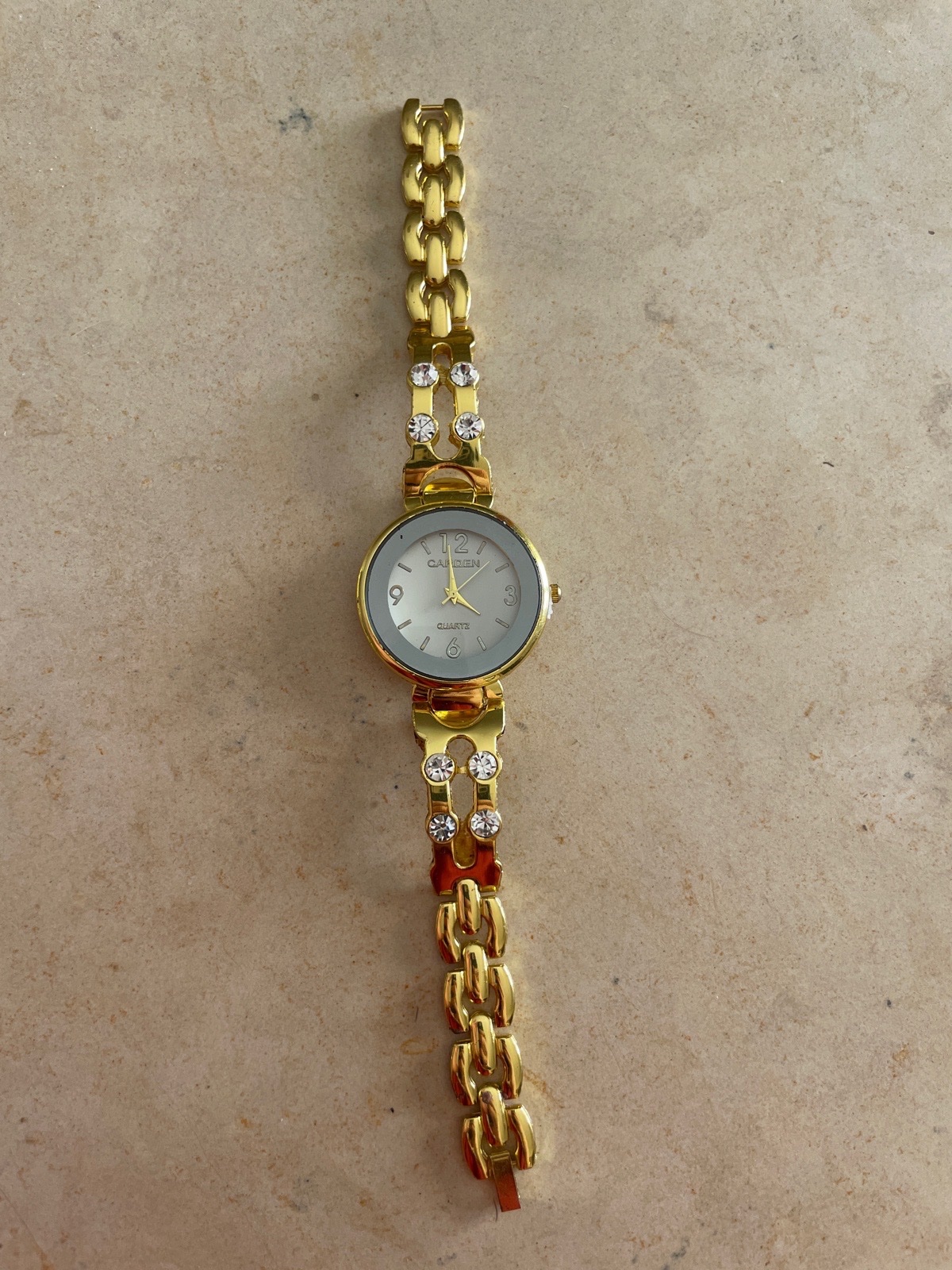 Montre doré CARDEN