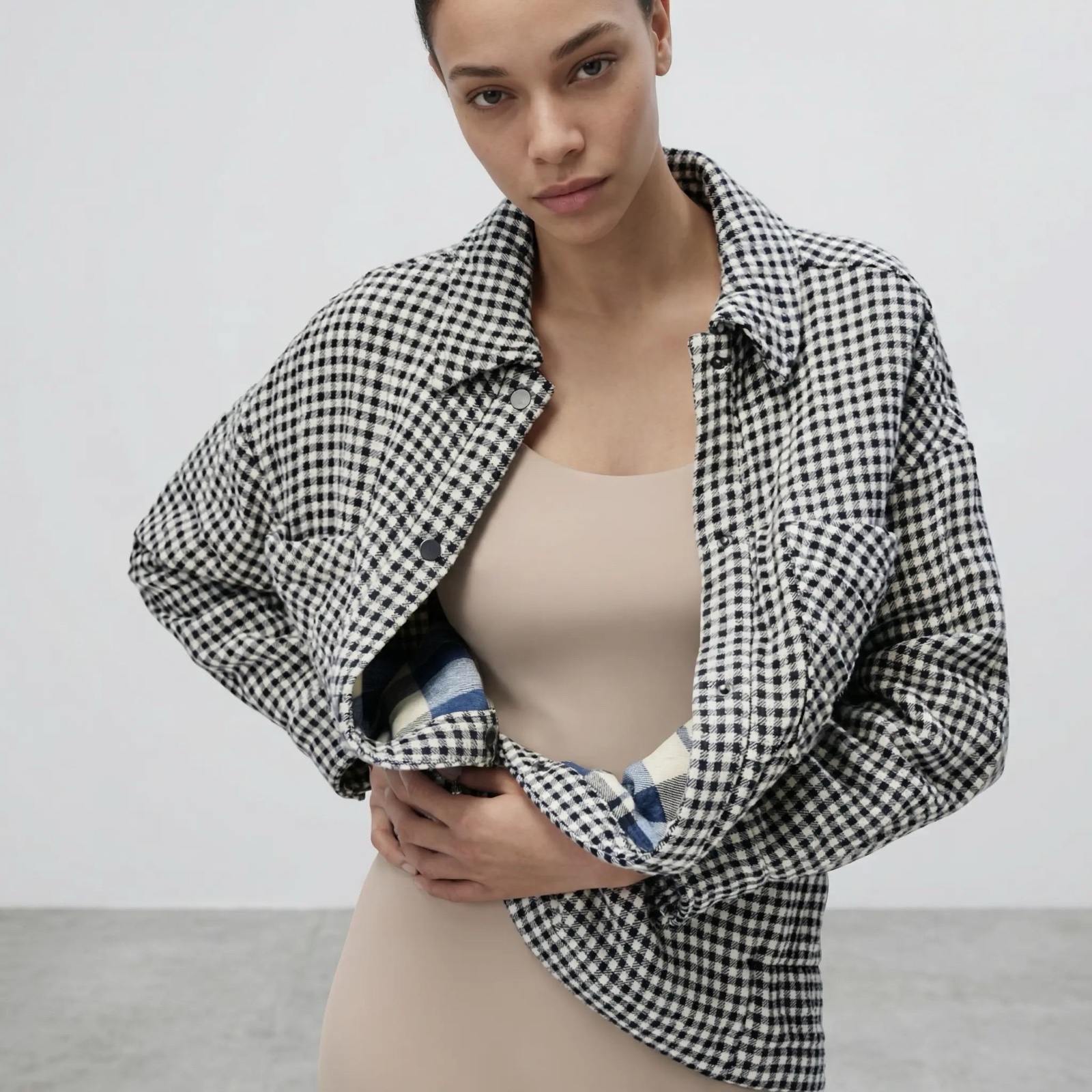 Zara Veste Oversize Carreaux _ Bleu Marine _ Taille L (EU40) _ Prix Avantageux