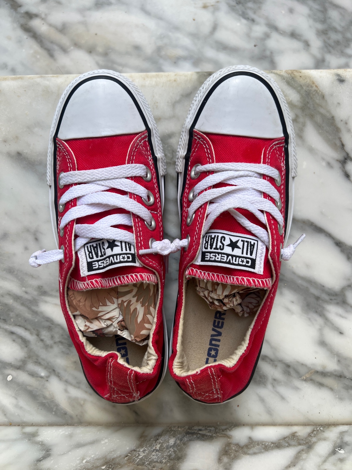 Converse Rouge Iconique Originale 100% ❤️ Slip-On Tendance et faciles à Porter - tres Stylées Taille 35 - Chucky Taylor All Star Shorline Canvas 🔥✌️ a 69 promos valable jusqu,a minuit 