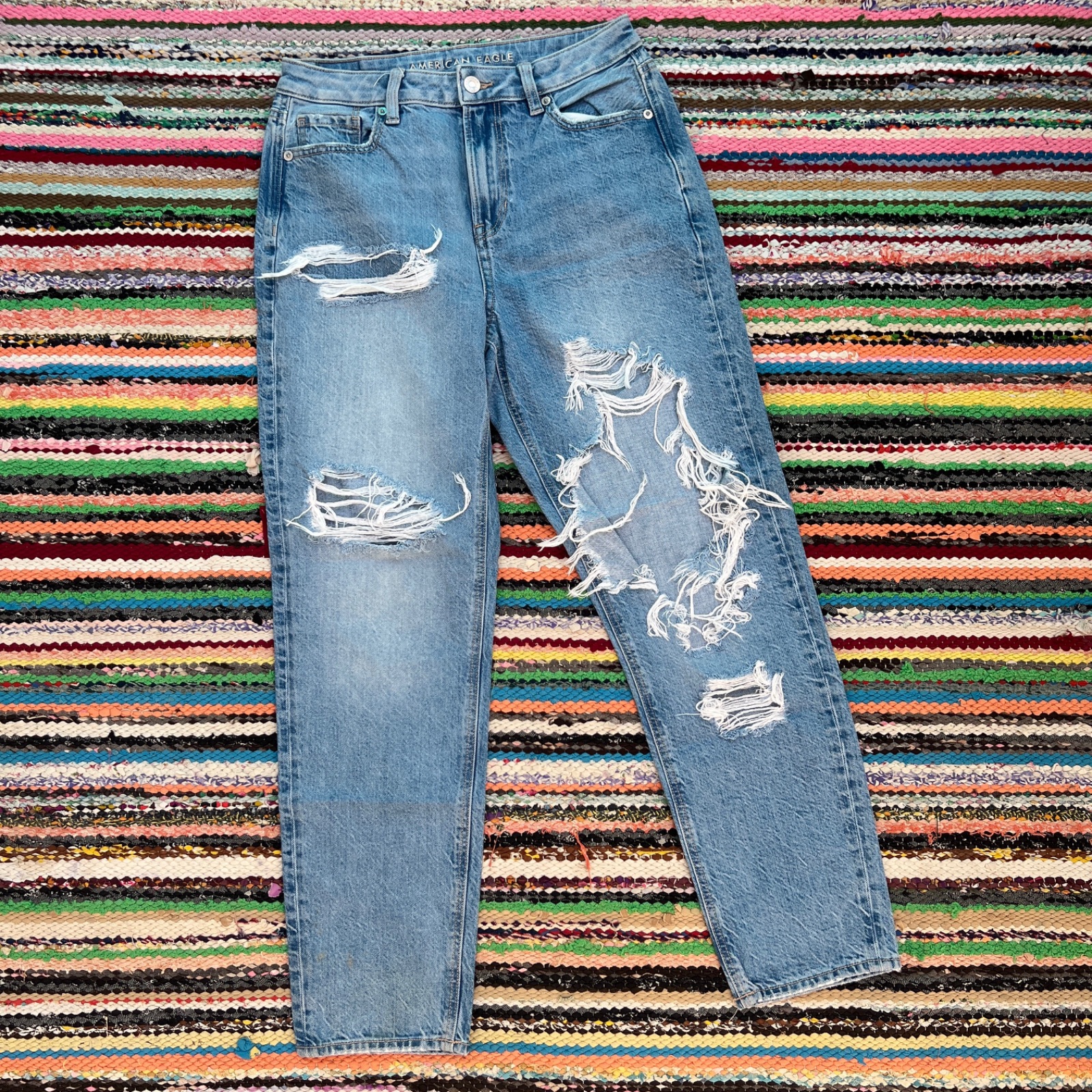 Pantalon AE Mom Jeans 