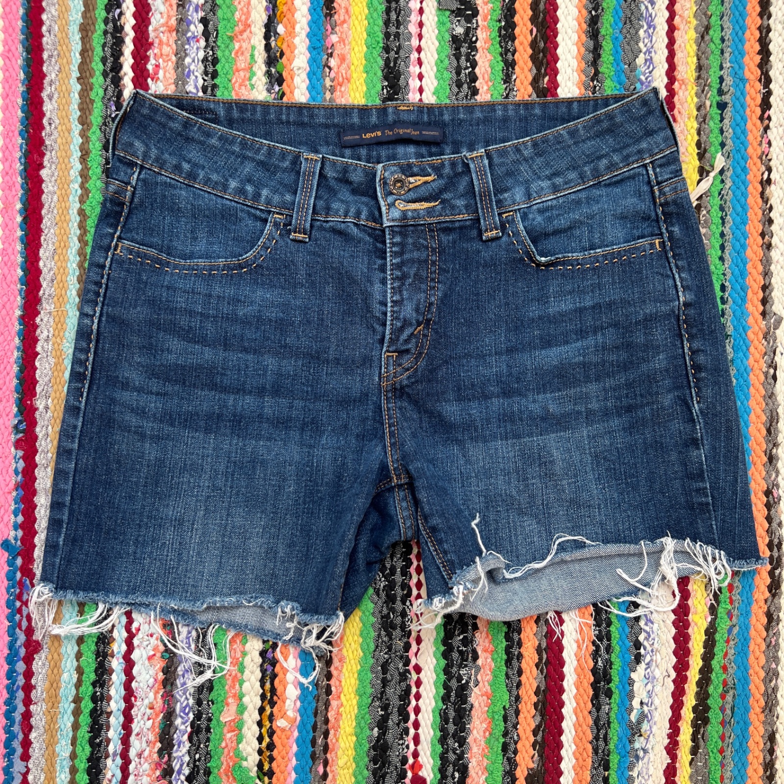 DIY Levi's short 