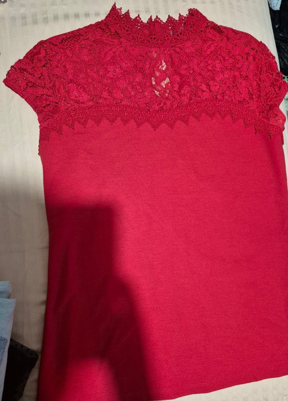 Pull rouge 
