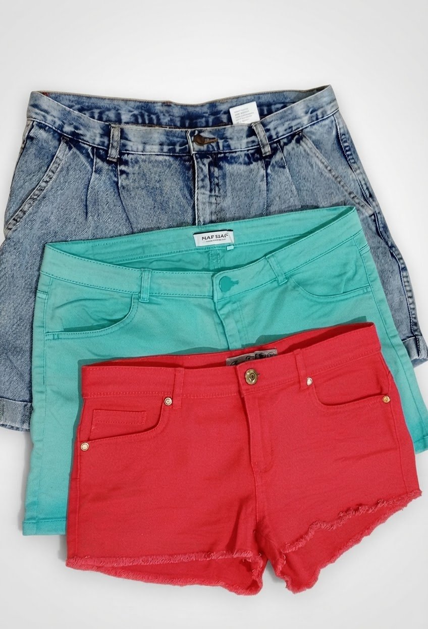 Lot de trois short en denim 💗🤍🩷🩵