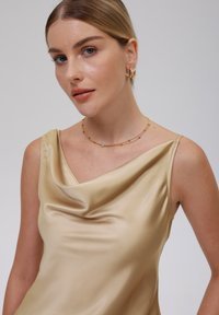 Top satin 