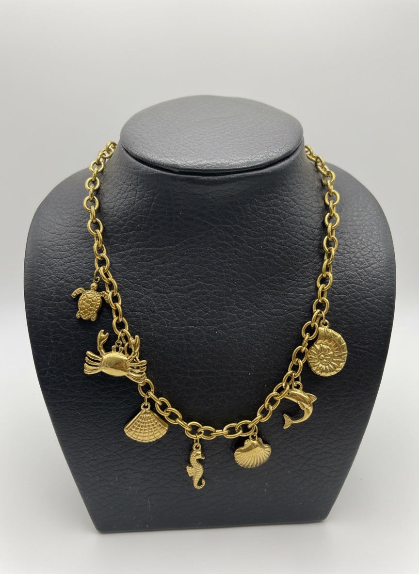 Collier en acier inoxydable doré avec pendentifs marins