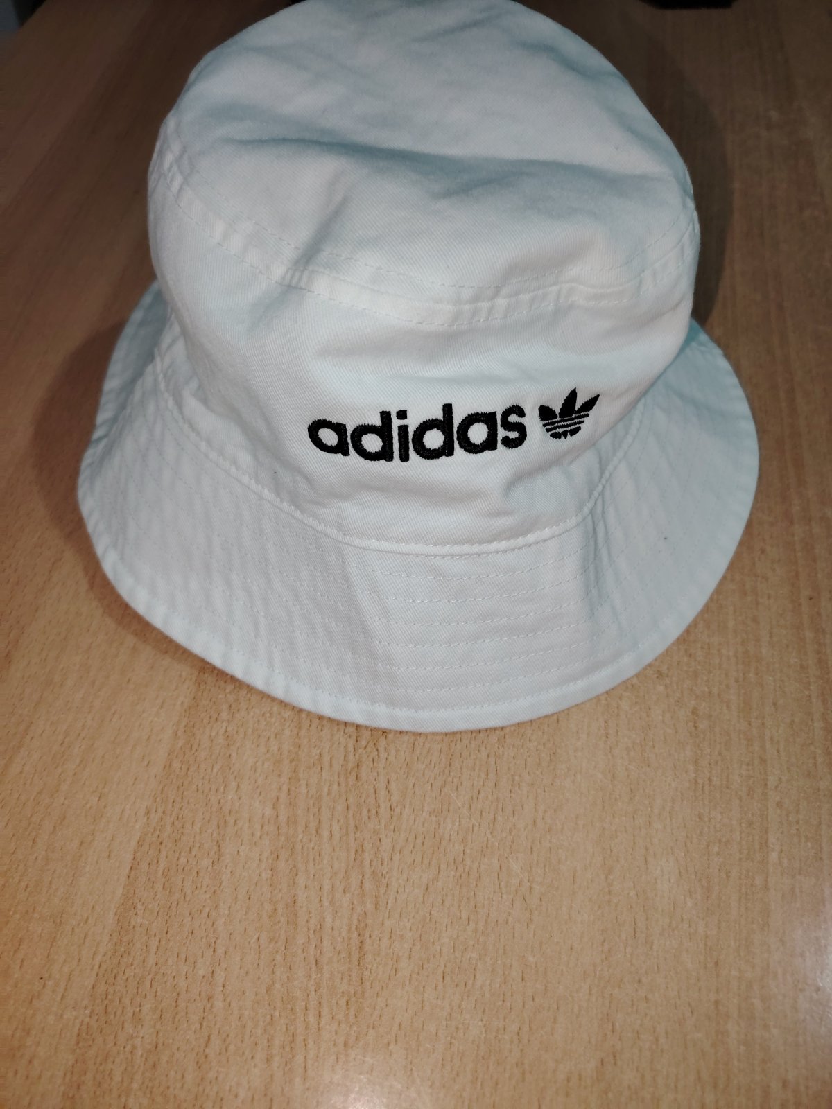 Bob chapeau Adidas réversible 2 faces 