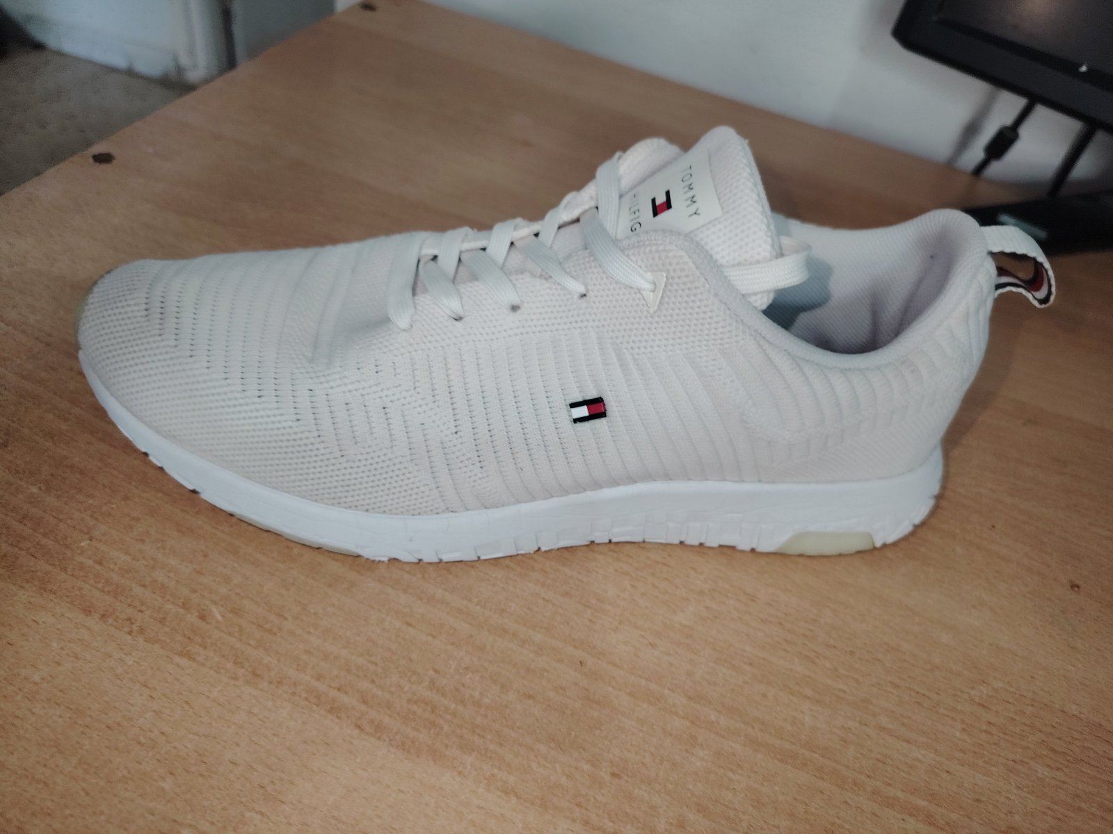 Chaussure tommy hilfiger pointure 43 44