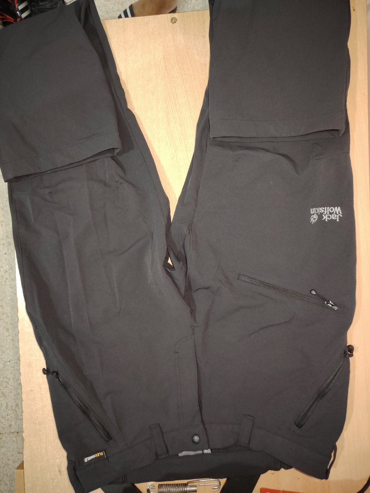 Tshirt rondonnee Jack wolfskin taille 36 letat neuf