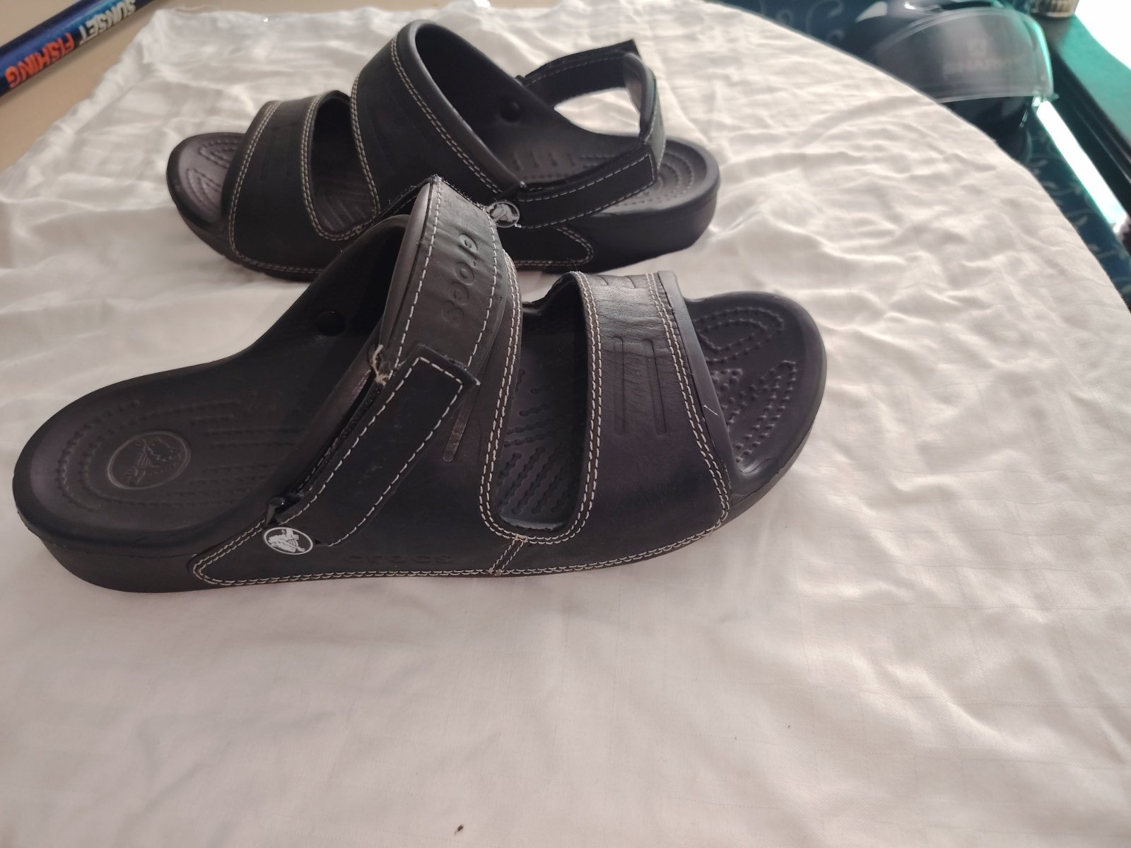 Claquette sandales crocs neuf jamais porté 