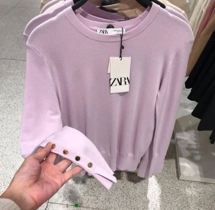ZARA BASIC | PULL BASIC ZARA À BOUTONS DORÉS COULEUR LILAS ( VIOLET PÂLE )