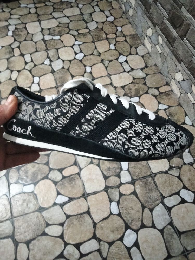 COACH TANIA SIGNATURE CANVAS WOMEN SNEAKERS 