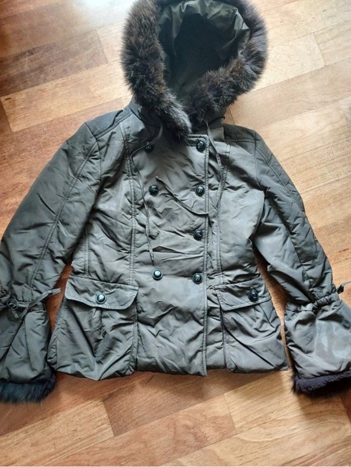 MAXMARA By MARELLA avec fourrures véritables super élégante 