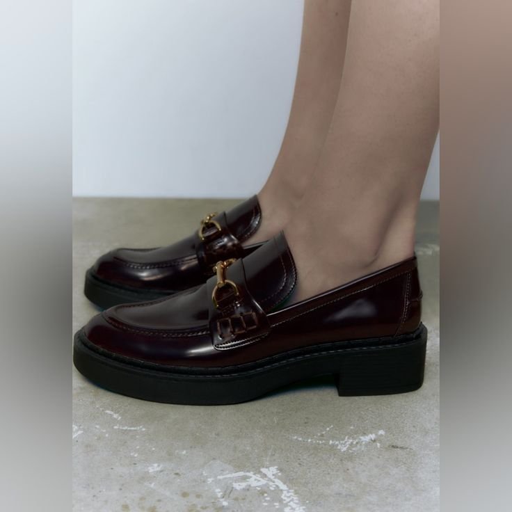 ZARA SHOES | ELEGANT STYLISH BURGUNDY HORSEBIT LOAFERS
